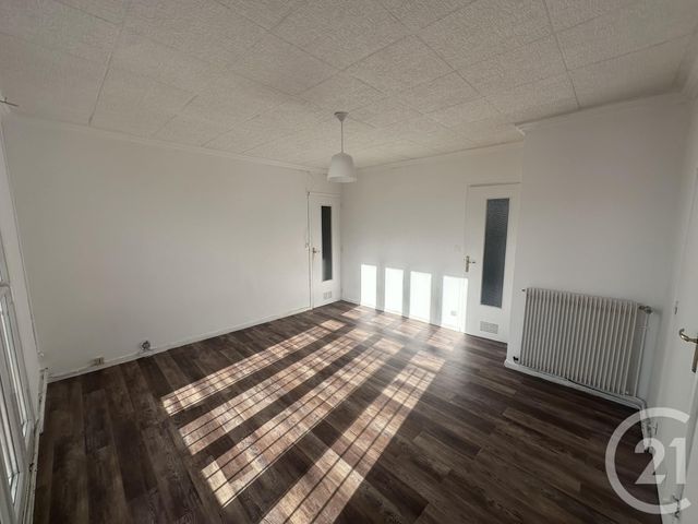 Appartement F4 à louer - 4 pièces - 68,36 m2 - Le Mans - 72 - PAYS-DE-LOIRE