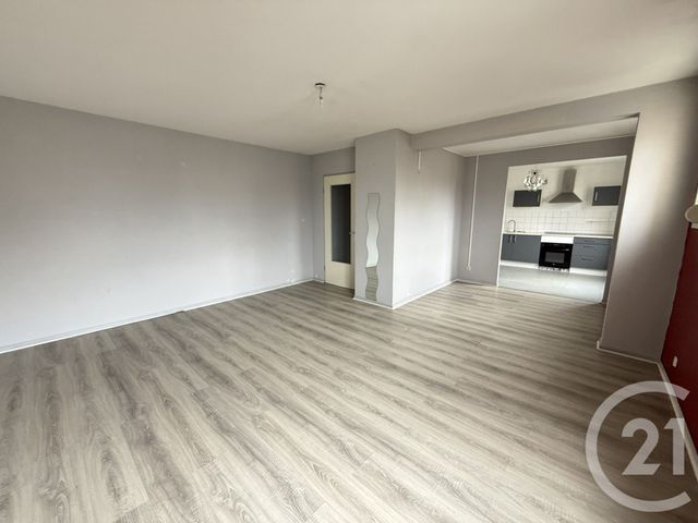 Appartement F4 à louer - 4 pièces - 93 m2 - Le Mans - 72 - PAYS-DE-LOIRE