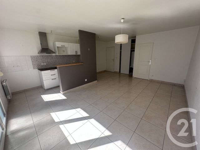 Appartement F2 à louer - 2 pièces - 46,74 m2 - Le Mans - 72 - PAYS-DE-LOIRE