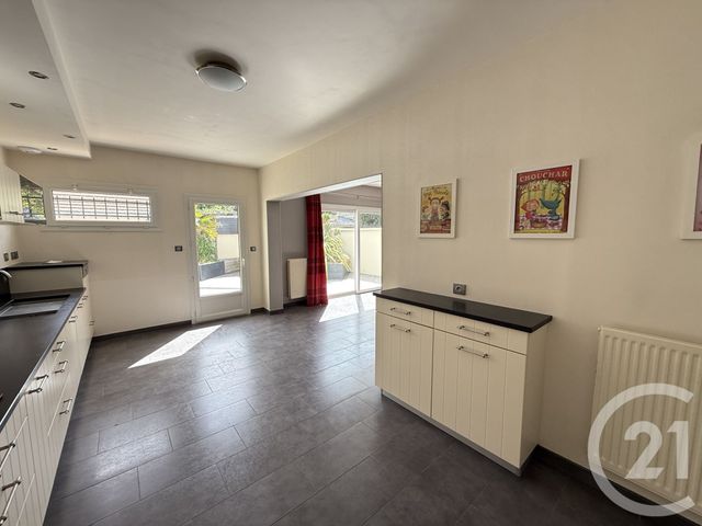 Maison à vendre - 6 pièces - 145,36 m2 - Le Mans - 72 - PAYS-DE-LOIRE