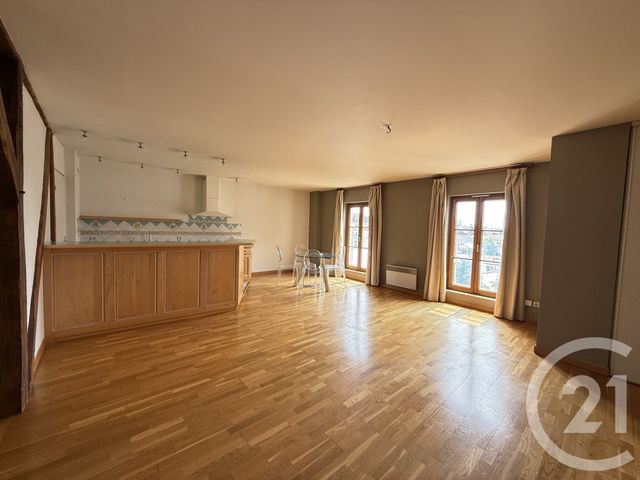 Appartement T4 à louer - 4 pièces - 98,97 m2 - Le Mans - 72 - PAYS-DE-LOIRE