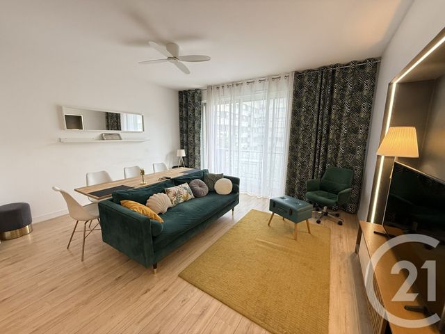Appartement T4 à vendre - 4 pièces - 68,80 m2 - Le Mans - 72 - PAYS-DE-LOIRE