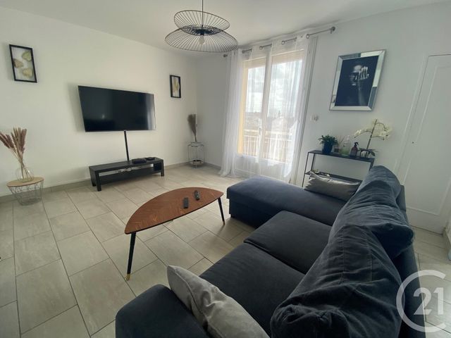 Appartement F3 à louer - 3 pièces - 70,44 m2 - Le Mans - 72 - PAYS-DE-LOIRE