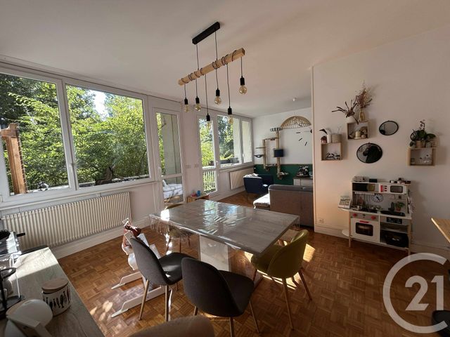 Appartement F3 à vendre - 3 pièces - 82,47 m2 - Le Mans - 72 - PAYS-DE-LOIRE