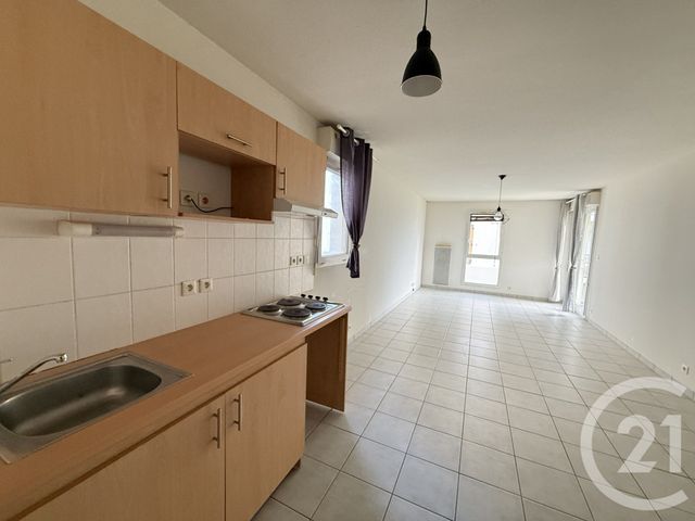 Appartement F3 à vendre - 3 pièces - 63,77 m2 - Le Mans - 72 - PAYS-DE-LOIRE