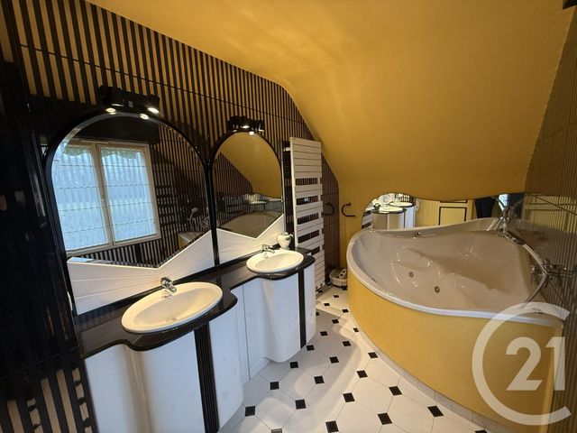 Maison &agrave; vendre - 7 pi&egrave;ces - 252,83 m2 - Ruaudin - 72 - PAYS-DE-LOIRE