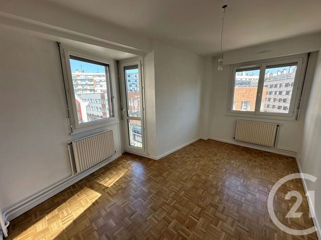 Appartement T3 &agrave; louer - 3 pi&egrave;ces - 74,05 m2 - Le Mans - 72 - PAYS-DE-LOIRE
