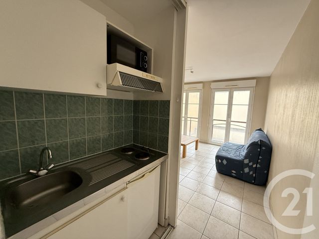 Appartement T2 à louer - 2 pièces - 35 m2 - Le Mans - 72 - PAYS-DE-LOIRE