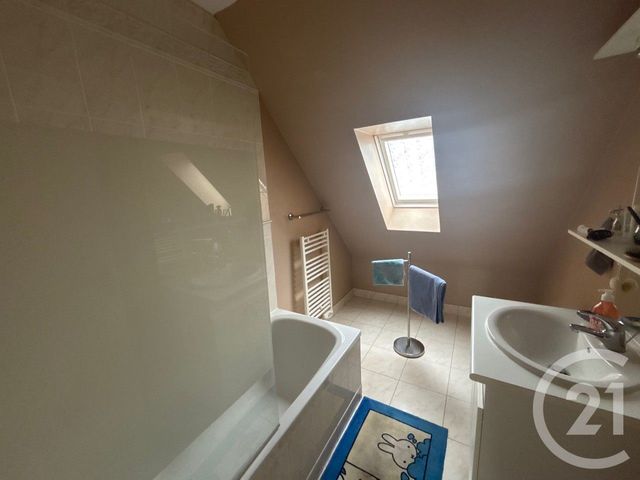 Maison &agrave; louer - 4 pi&egrave;ces - 93,08 m2 - Chaufour Notre Dame - 72 - PAYS-DE-LOIRE