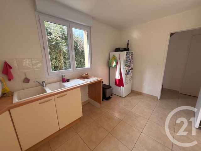 Maison &agrave; louer - 4 pi&egrave;ces - 93,08 m2 - Chaufour Notre Dame - 72 - PAYS-DE-LOIRE