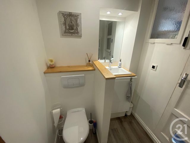 Appartement T3 &agrave; louer - 3 pi&egrave;ces - 55,99 m2 - Le Mans - 72 - PAYS-DE-LOIRE