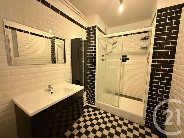 Appartement F3 à louer - 3 pièces - 82,97 m2 - Le Mans - 72 - PAYS-DE-LOIRE