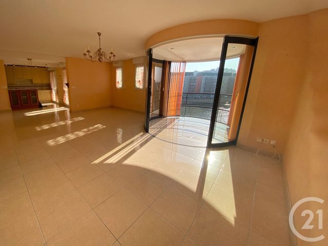 Appartement T5 &agrave; louer - 6 pi&egrave;ces - 156,02 m2 - Le Mans - 72 - PAYS-DE-LOIRE