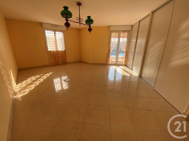 Appartement T5 &agrave; louer - 6 pi&egrave;ces - 156,02 m2 - Le Mans - 72 - PAYS-DE-LOIRE