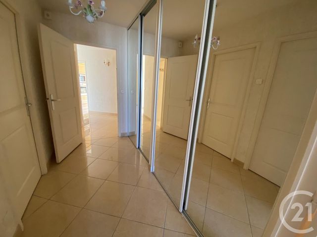 Appartement T5 &agrave; louer - 6 pi&egrave;ces - 156,02 m2 - Le Mans - 72 - PAYS-DE-LOIRE