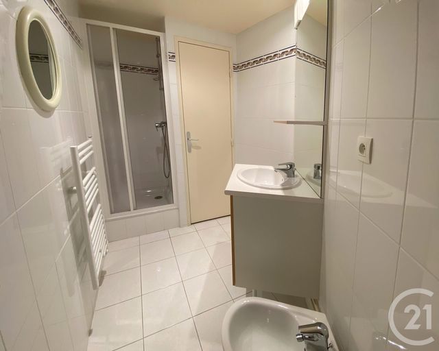 Appartement T5 &agrave; louer - 6 pi&egrave;ces - 156,02 m2 - Le Mans - 72 - PAYS-DE-LOIRE