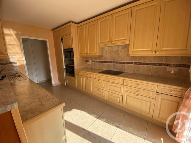 Appartement T5 &agrave; louer - 6 pi&egrave;ces - 156,02 m2 - Le Mans - 72 - PAYS-DE-LOIRE