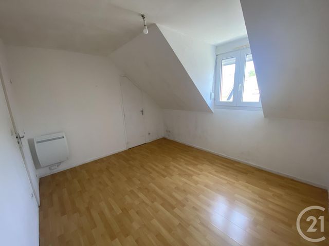 Maison &agrave; louer - 4 pi&egrave;ces - 75,66 m2 - Le Mans - 72 - PAYS-DE-LOIRE