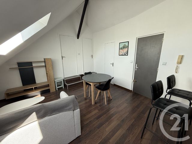 Appartement T2 &agrave; louer - 2 pi&egrave;ces - 25 m2 - Le Mans - 72 - PAYS-DE-LOIRE