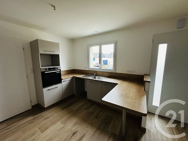 Maison &agrave; louer - 5 pi&egrave;ces - 101,83 m2 - Coulaines - 72 - PAYS-DE-LOIRE