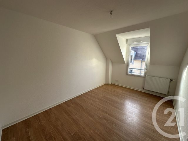 Maison &agrave; louer - 5 pi&egrave;ces - 98,77 m2 - Le Mans - 72 - PAYS-DE-LOIRE