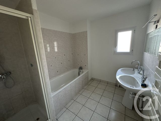 Maison &agrave; louer - 5 pi&egrave;ces - 98,77 m2 - Le Mans - 72 - PAYS-DE-LOIRE