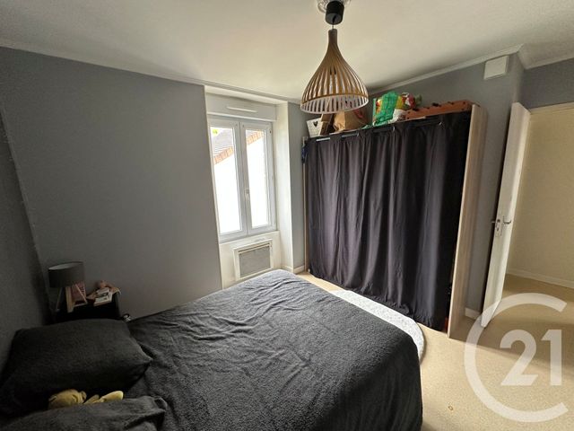 Appartement F3 &agrave; louer - 3 pi&egrave;ces - 59,58 m2 - La Bazoge - 72 - PAYS-DE-LOIRE