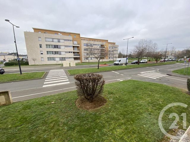 Appartement F3 &agrave; louer - 3 pi&egrave;ces - 68,57 m2 - Coulaines - 72 - PAYS-DE-LOIRE
