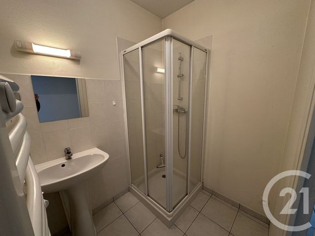 Appartement F3 &agrave; louer - 3 pi&egrave;ces - 68,57 m2 - Coulaines - 72 - PAYS-DE-LOIRE