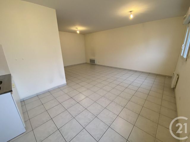Appartement F3 &agrave; louer - 3 pi&egrave;ces - 68,57 m2 - Coulaines - 72 - PAYS-DE-LOIRE