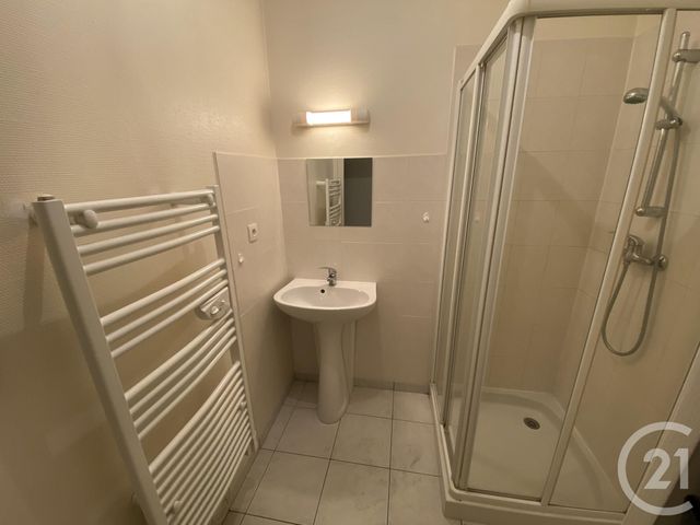 Appartement F3 &agrave; louer - 3 pi&egrave;ces - 68,57 m2 - Coulaines - 72 - PAYS-DE-LOIRE