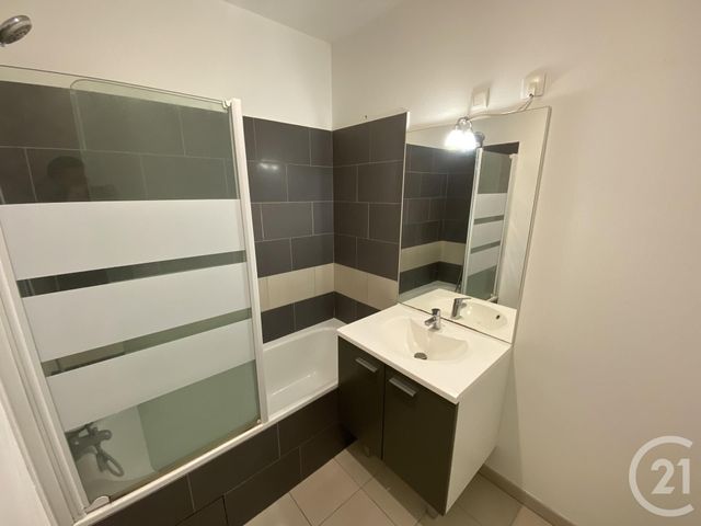 Appartement F3 &agrave; louer - 3 pi&egrave;ces - 59,44 m2 - Le Mans - 72 - PAYS-DE-LOIRE