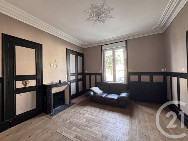 Maison &agrave; vendre - 6 pi&egrave;ces - 178,59 m2 - Le Lude - 72 - PAYS-DE-LOIRE