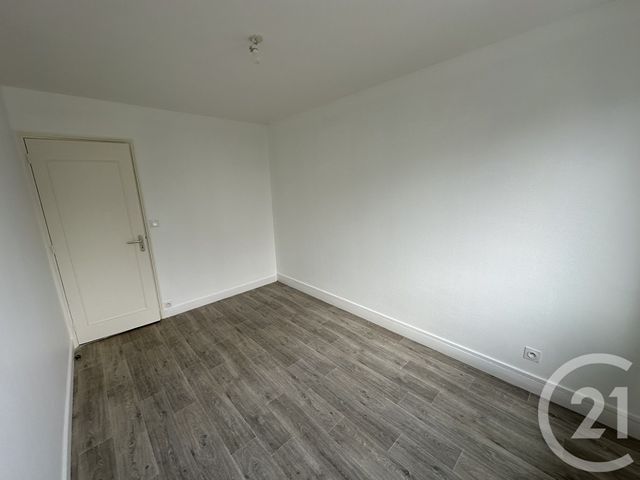 Appartement F4 &agrave; louer - 4 pi&egrave;ces - 73,97 m2 - Le Mans - 72 - PAYS-DE-LOIRE