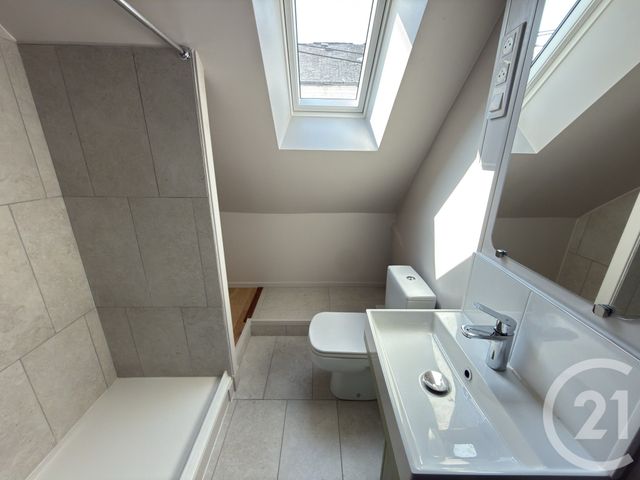 Maison &agrave; louer - 3 pi&egrave;ces - 64,61 m2 - Le Mans - 72 - PAYS-DE-LOIRE