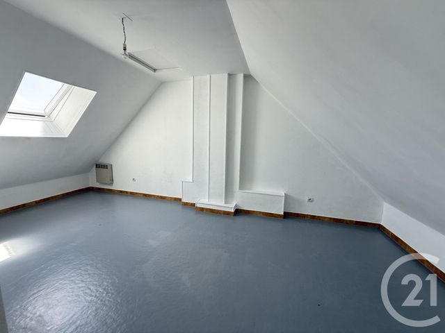 Appartement T4 &agrave; louer - 5 pi&egrave;ces - 101,94 m2 - Le Mans - 72 - PAYS-DE-LOIRE