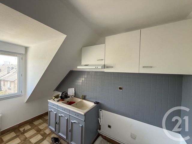 Appartement T4 &agrave; louer - 5 pi&egrave;ces - 101,94 m2 - Le Mans - 72 - PAYS-DE-LOIRE