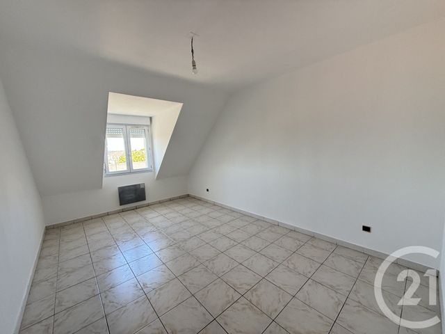 Appartement T4 &agrave; louer - 5 pi&egrave;ces - 101,94 m2 - Le Mans - 72 - PAYS-DE-LOIRE