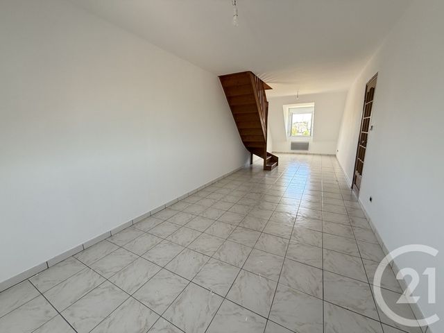 Appartement T4 &agrave; louer - 5 pi&egrave;ces - 101,94 m2 - Le Mans - 72 - PAYS-DE-LOIRE