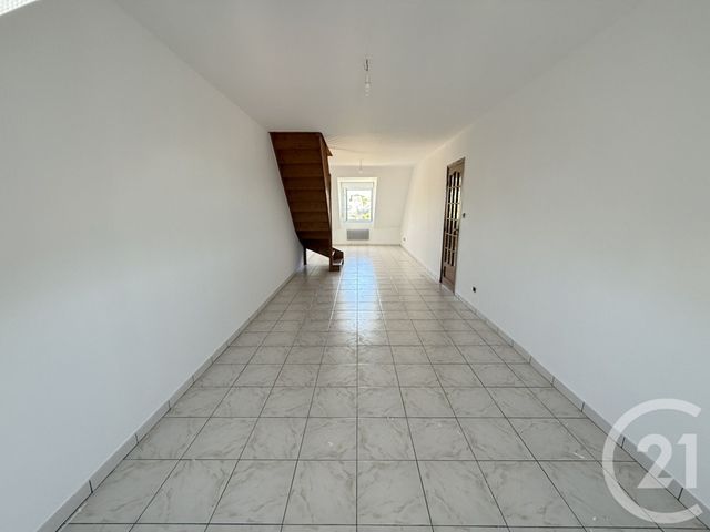 Appartement T4 &agrave; louer - 5 pi&egrave;ces - 101,94 m2 - Le Mans - 72 - PAYS-DE-LOIRE