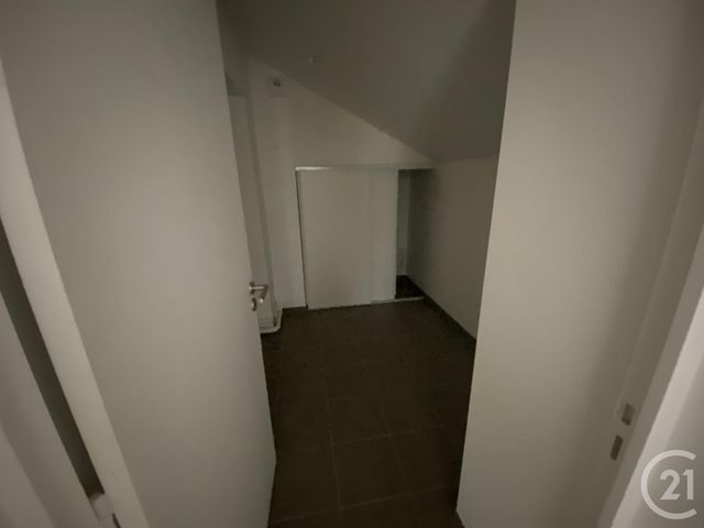 Appartement F3 &agrave; louer - 3 pi&egrave;ces - 82,07 m2 - Le Mans - 72 - PAYS-DE-LOIRE