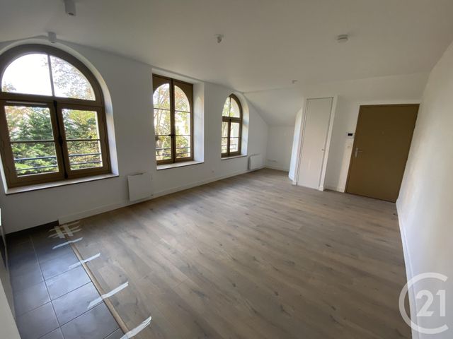 Appartement F3 &agrave; louer - 3 pi&egrave;ces - 82,07 m2 - Le Mans - 72 - PAYS-DE-LOIRE