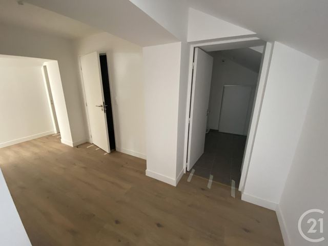 Appartement F3 &agrave; louer - 3 pi&egrave;ces - 82,07 m2 - Le Mans - 72 - PAYS-DE-LOIRE