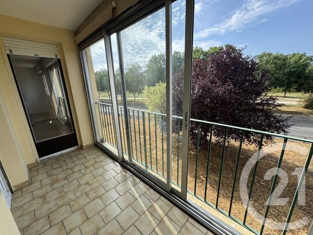 Appartement T3 &agrave; louer - 3 pi&egrave;ces - 79,74 m2 - Le Mans - 72 - PAYS-DE-LOIRE