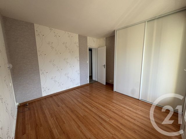 Appartement T3 &agrave; louer - 3 pi&egrave;ces - 79,74 m2 - Le Mans - 72 - PAYS-DE-LOIRE