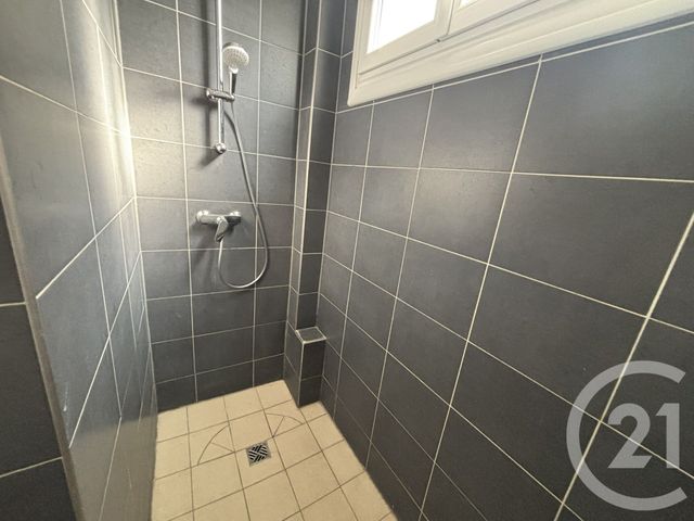 Appartement T3 &agrave; louer - 3 pi&egrave;ces - 78,05 m2 - Le Mans - 72 - PAYS-DE-LOIRE