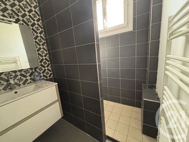 Appartement T3 &agrave; louer - 3 pi&egrave;ces - 78,05 m2 - Le Mans - 72 - PAYS-DE-LOIRE