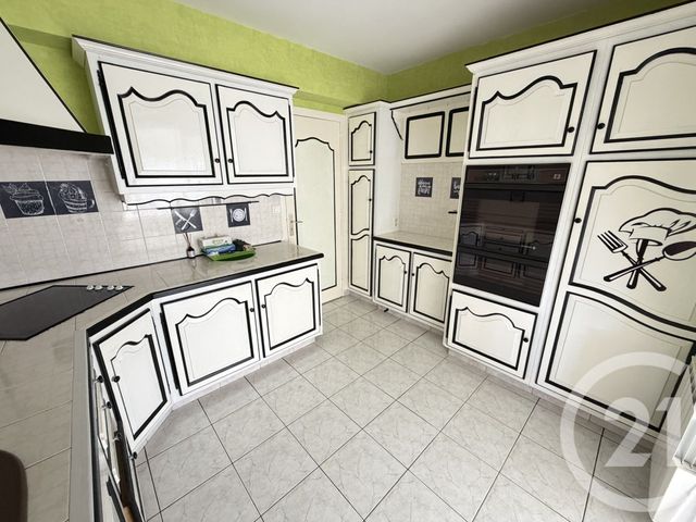 Maison &agrave; vendre - 5 pi&egrave;ces - 151,83 m2 - Yvre L Eveque - 72 - PAYS-DE-LOIRE