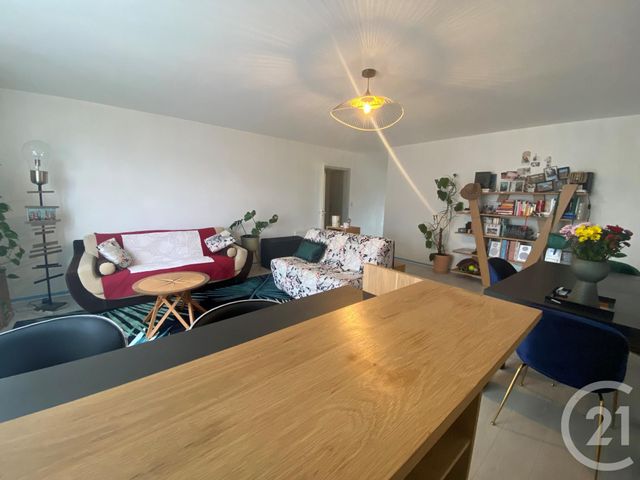 Appartement F4 &agrave; louer - 4 pi&egrave;ces - 98,26 m2 - Le Mans - 72 - PAYS-DE-LOIRE