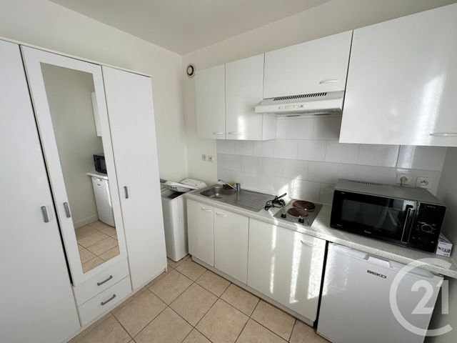 Appartement Studio &agrave; louer - 1 pi&egrave;ce - 25,50 m2 - Le Mans - 72 - PAYS-DE-LOIRE
